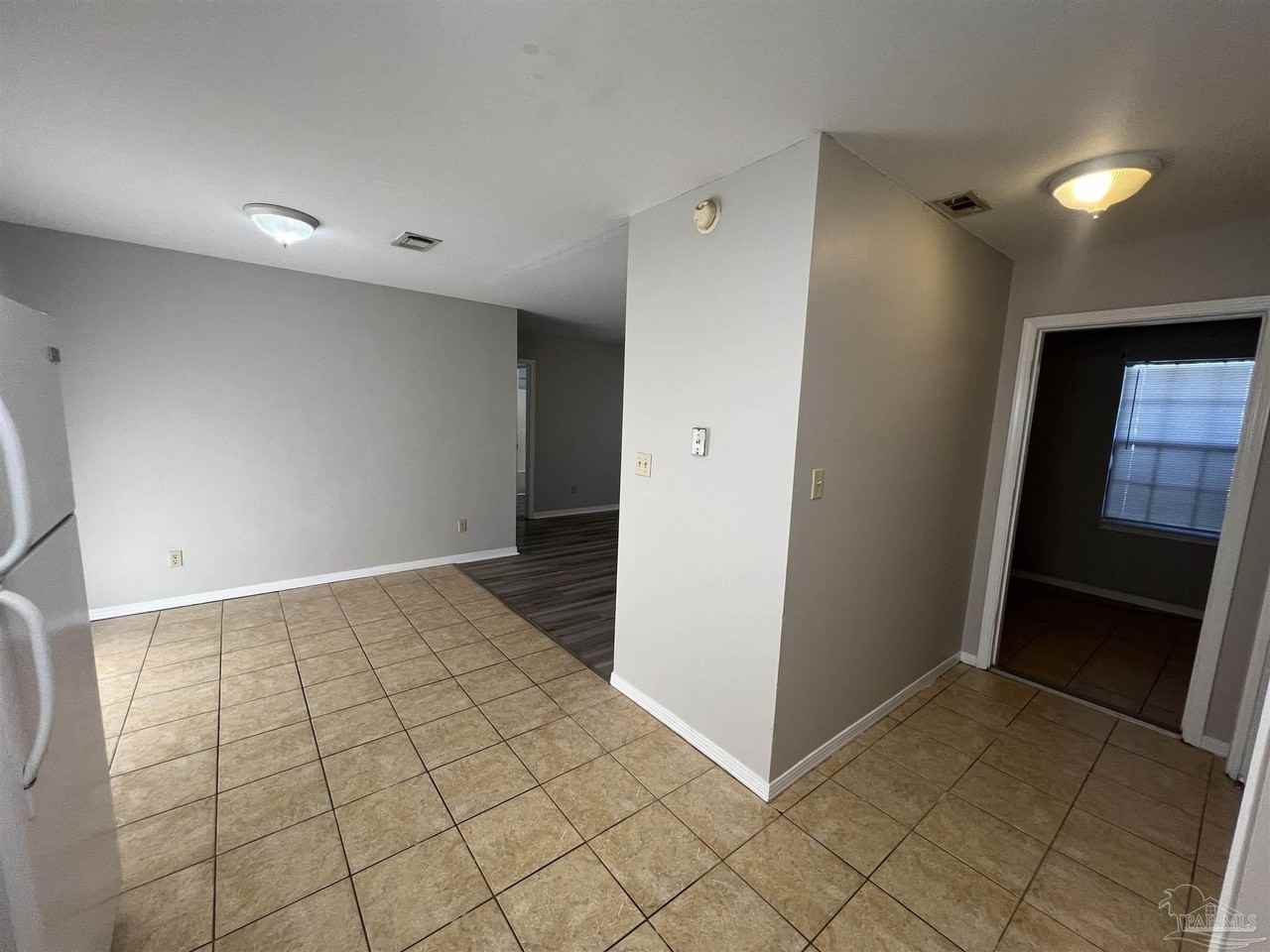 842 Amberway Dr - Photo 7 of 24