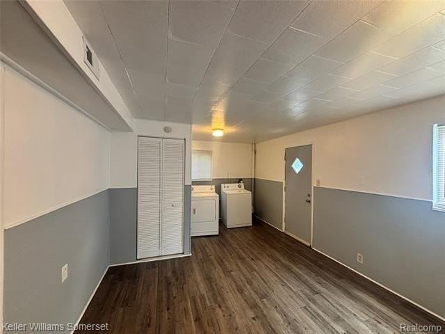 32057 Cheboygan Ct - Photo 4 of 15
