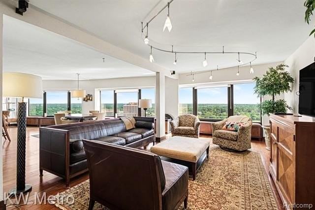 5000 Town Ctr #2906 - Photo 3 of 18