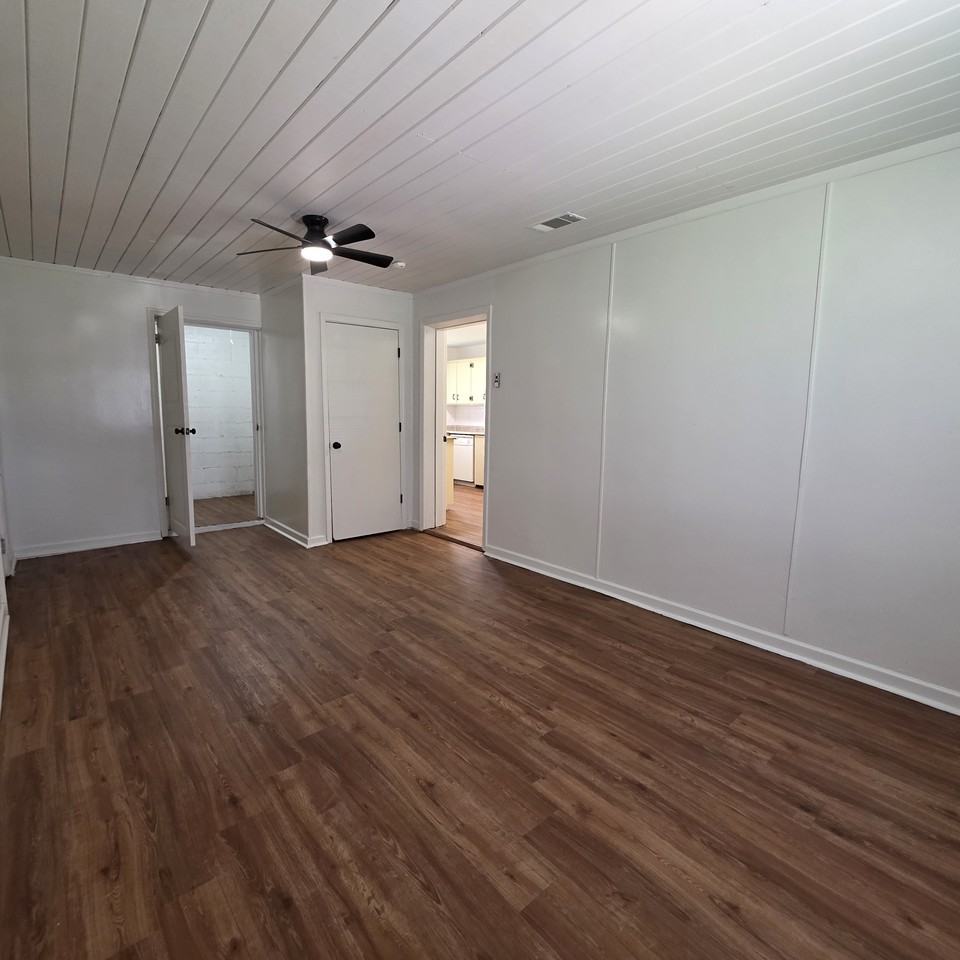 2508 Belmont Dr #1 - Photo 7 of 14