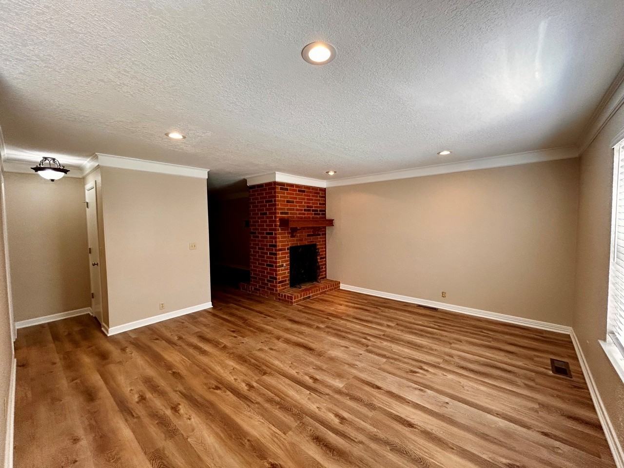 11902 Shady Trail Ln #1 - Photo 3 of 20
