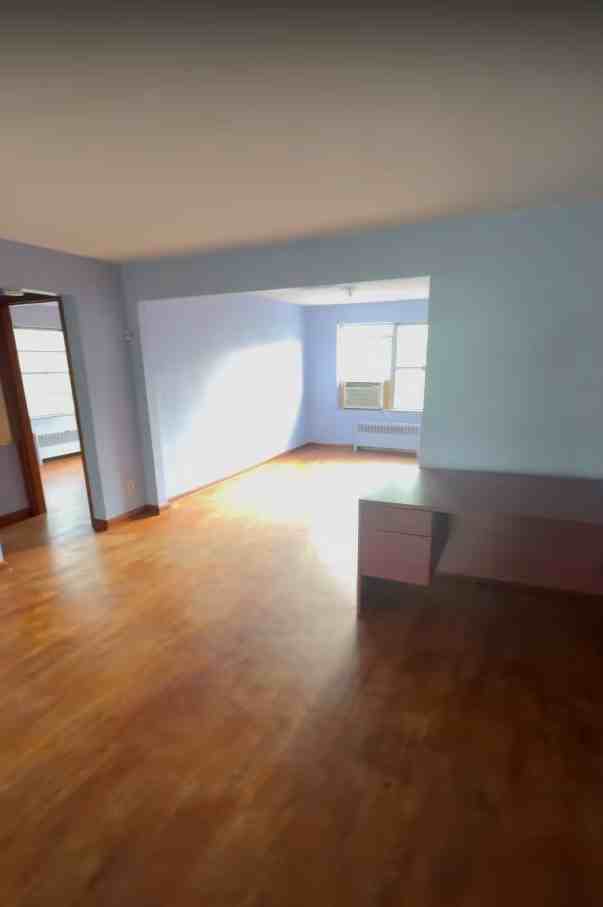2421 Riverside Dr #2 - Photo 4 of 14