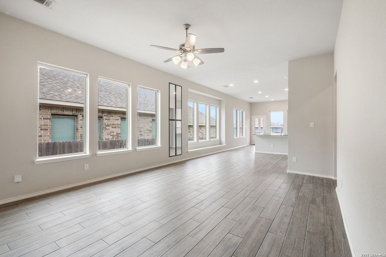 2630 River Pointe - Photo 7 of 24