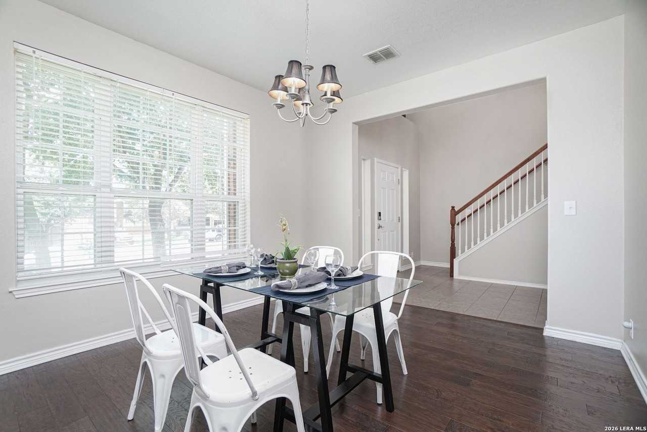14004 Roslin Frst - Photo 4 of 25