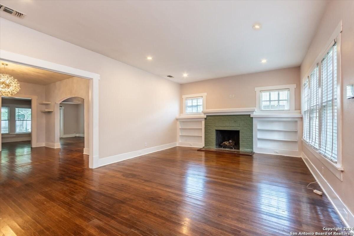350 Carnahan St - Photo 3 of 16