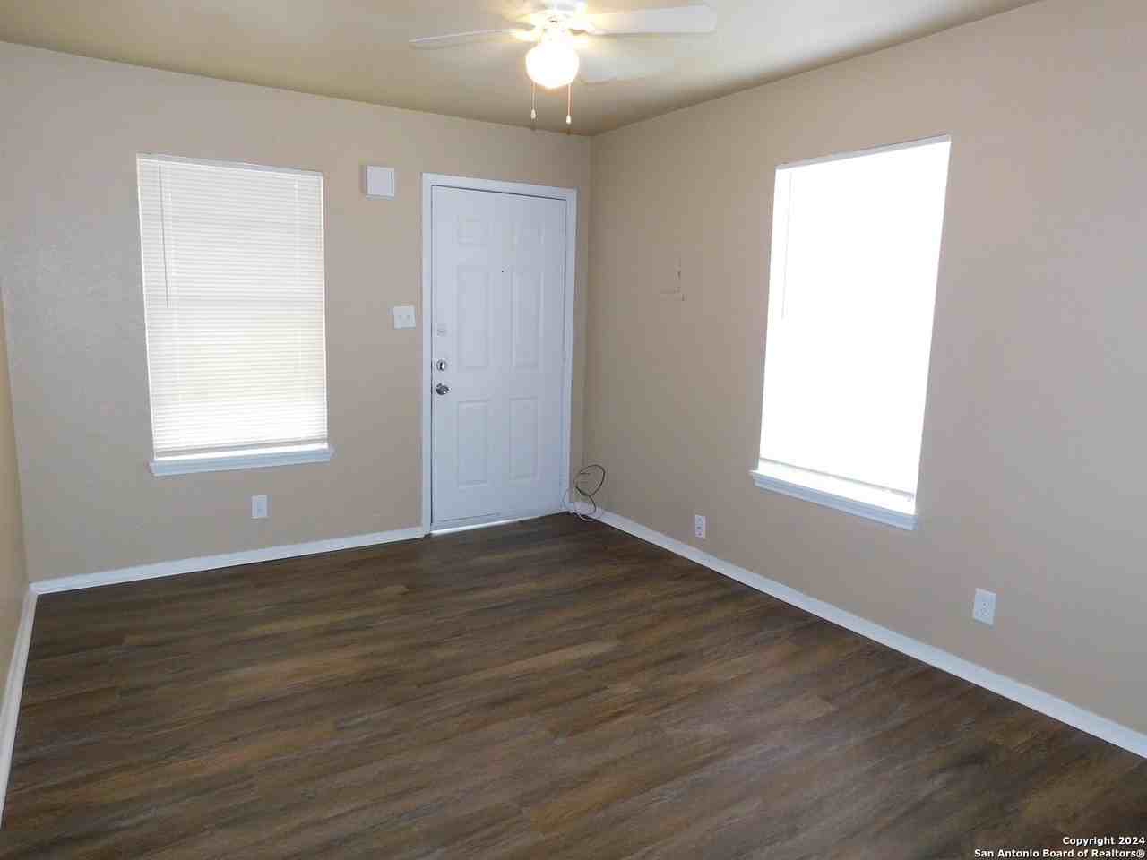9017 Garnett Ave - Photo 4 of 12
