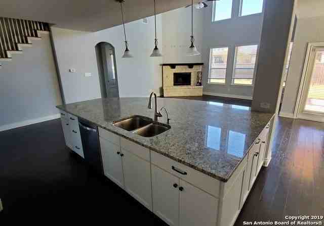 205 Woods Of Boerne Blvd - Photo 4 of 20