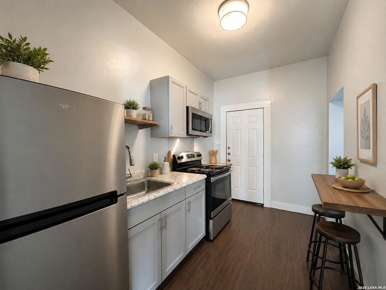 506 W Drexel Ave #3 - Photo 4 of 29
