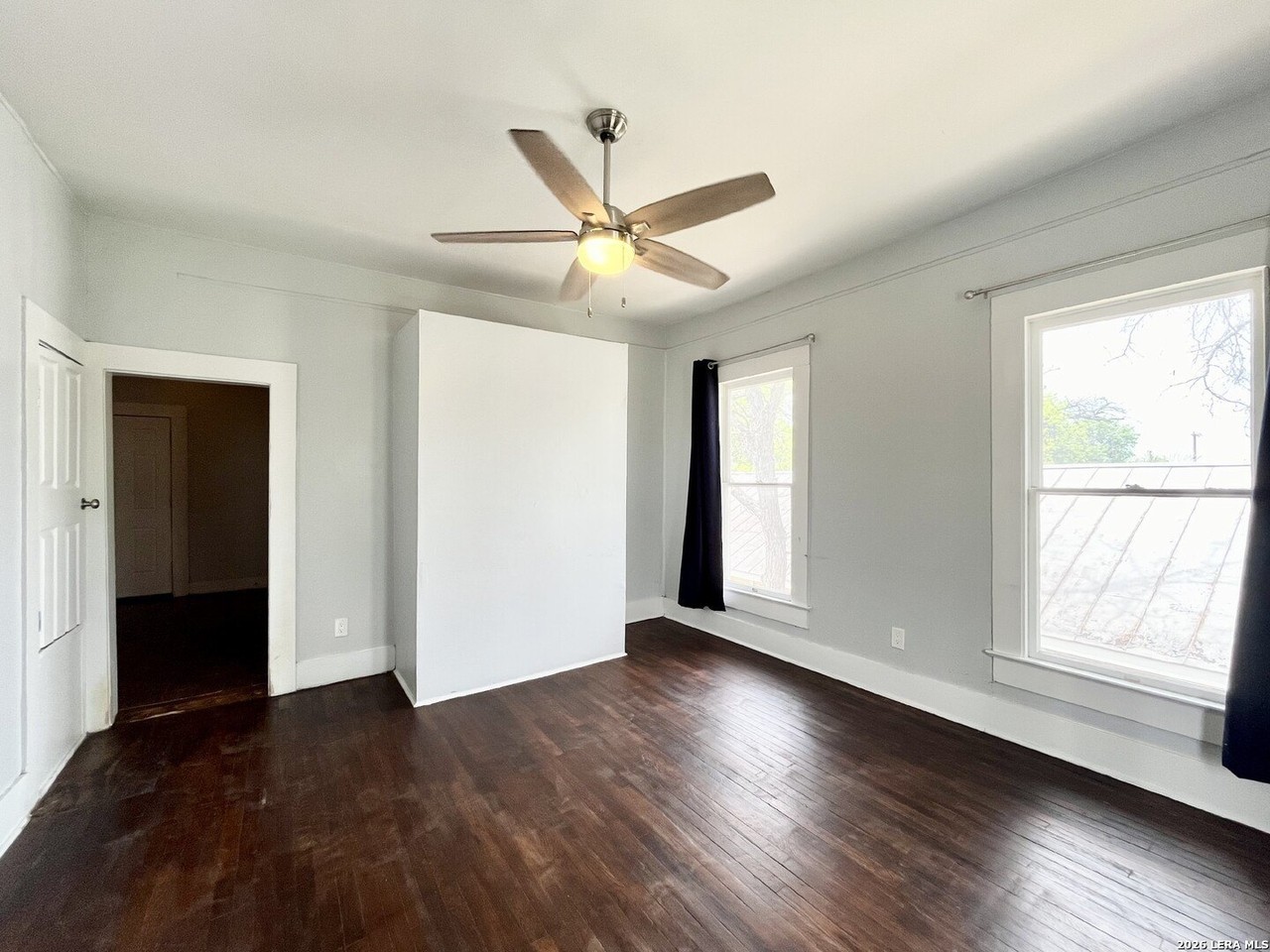 506 W Drexel Ave #3 - Photo 7 of 29