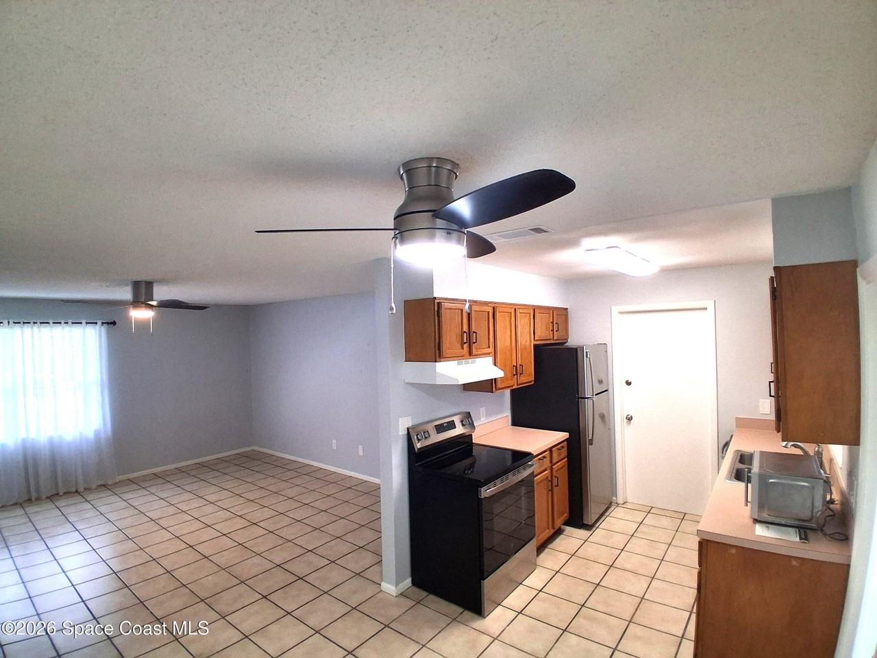 500 Sylvia Rd - Photo 4 of 28