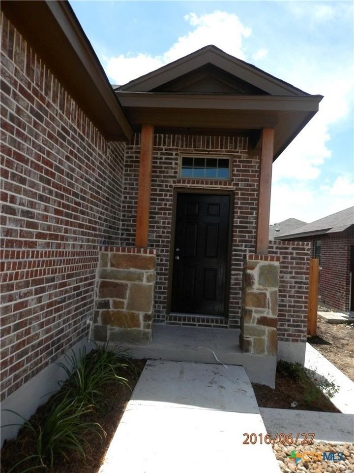 514 Creekside Frst - Photo 2 of 14