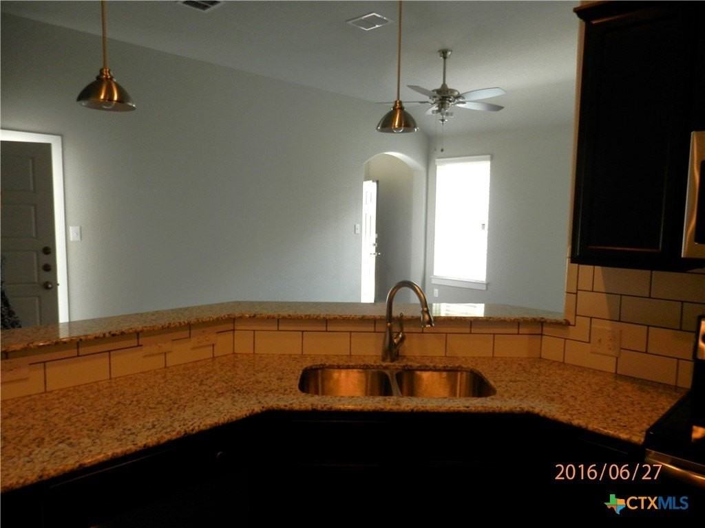 514 Creekside Frst - Photo 5 of 14