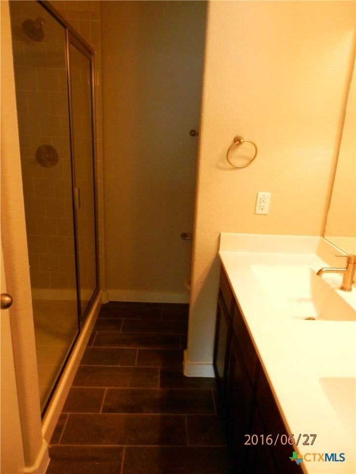 514 Creekside Frst - Photo 6 of 14