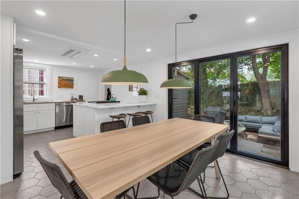44 William St - Photo 2 of 25