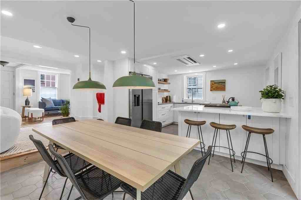 44 William St - Photo 3 of 25