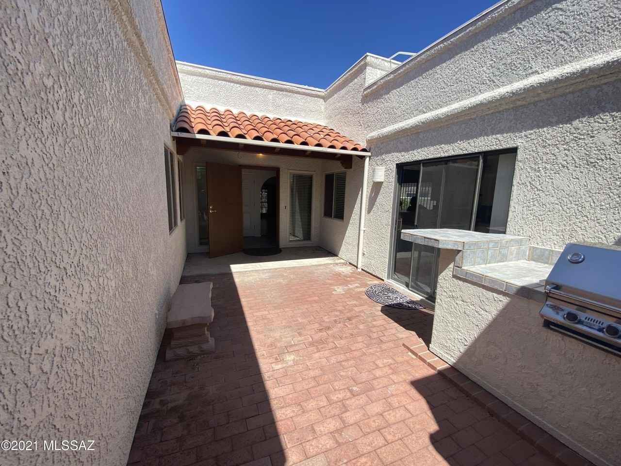 3911 N Vine Tree Pl - Photo 2 of 22