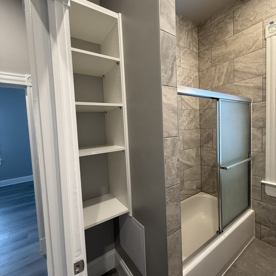 1324 W Main St - Photo 5 of 15