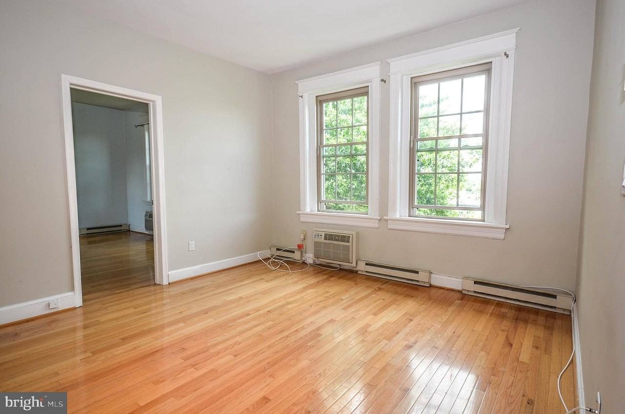 2010 Kalorama Rd Nw #501 - Photo 3 of 17