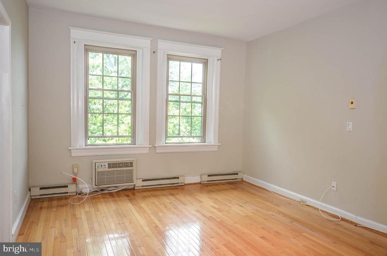 2010 Kalorama Rd Nw #501 - Photo 5 of 17