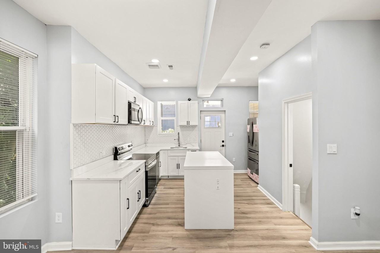 3331 Spaulding Ave - Photo 6 of 37