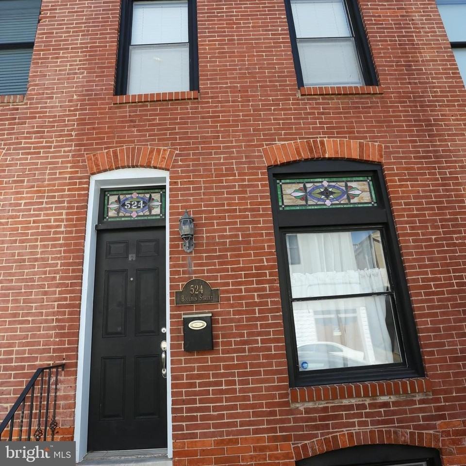 524 S Bouldin St - Photo 2 of 30