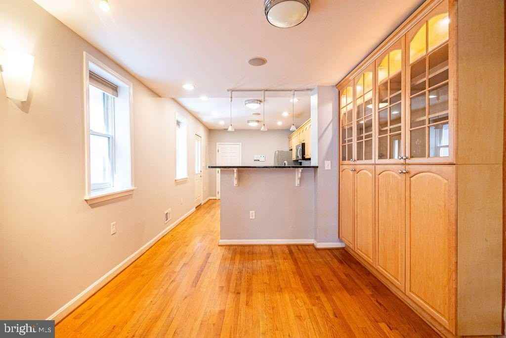 414 S Wolfe St - Photo 7 of 22