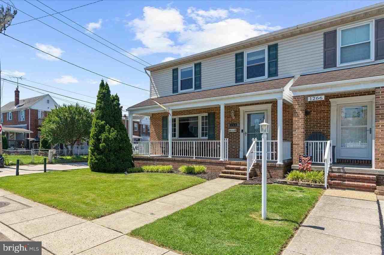 1268 Delbert Ave - Photo 4 of 46