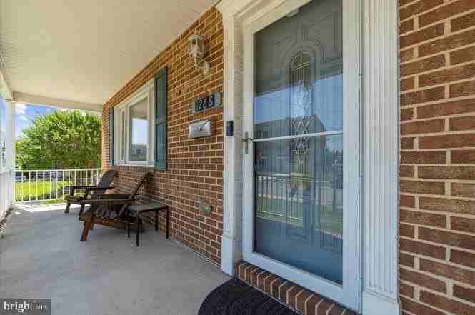 1268 Delbert Ave - Photo 6 of 46