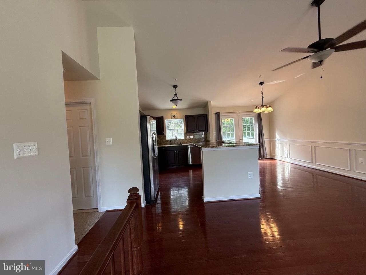 20850 Autumn Mill Ct - Photo 4 of 31