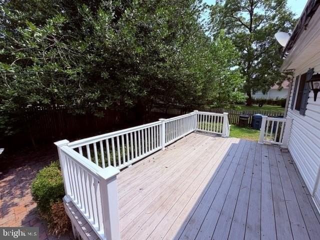 103 Douglas Ln - Photo 3 of 6