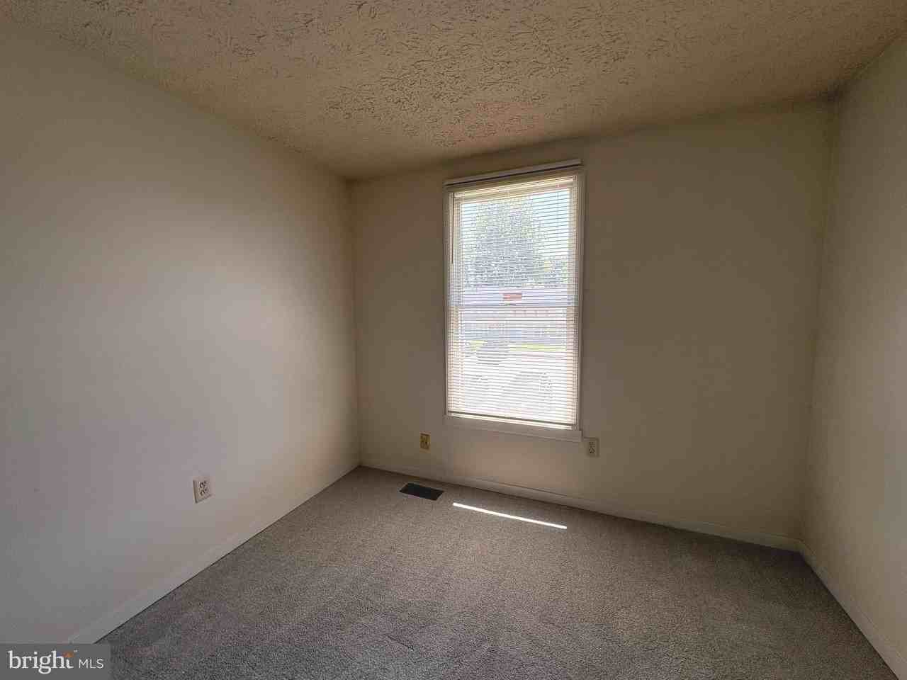 2645 Adams St - Photo 7 of 12