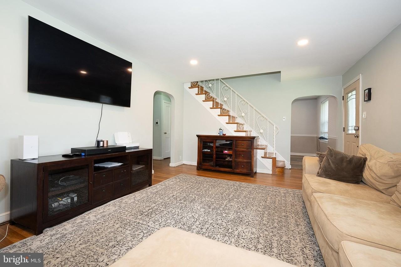 113 Walnut Hill Ln - Photo 5 of 23