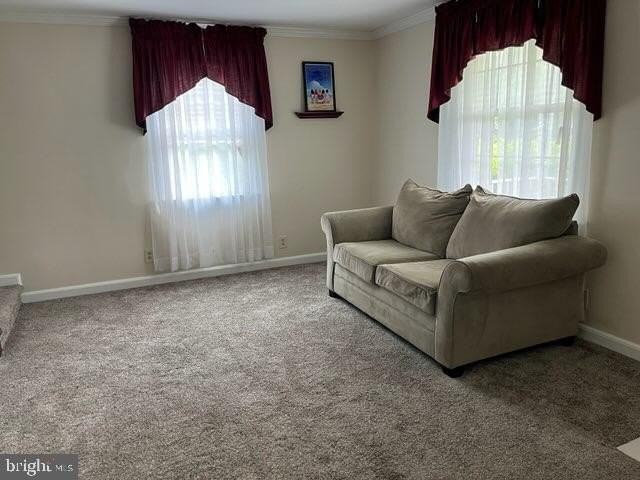114 Lincoln Ave - Photo 3 of 11