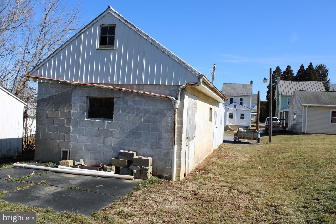 115 Spring Grove Rd - Photo 5 of 16