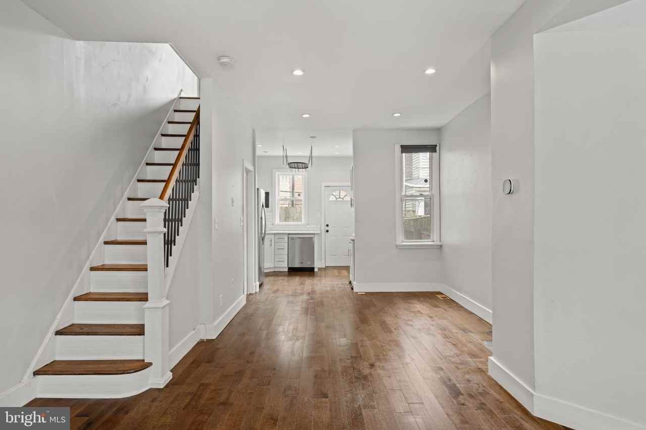 1457 N Corlies St - Photo 6 of 28
