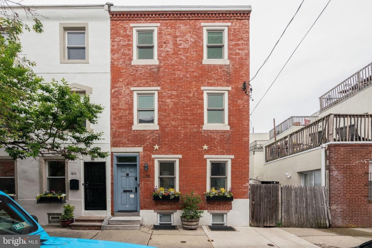 1911 Pemberton St