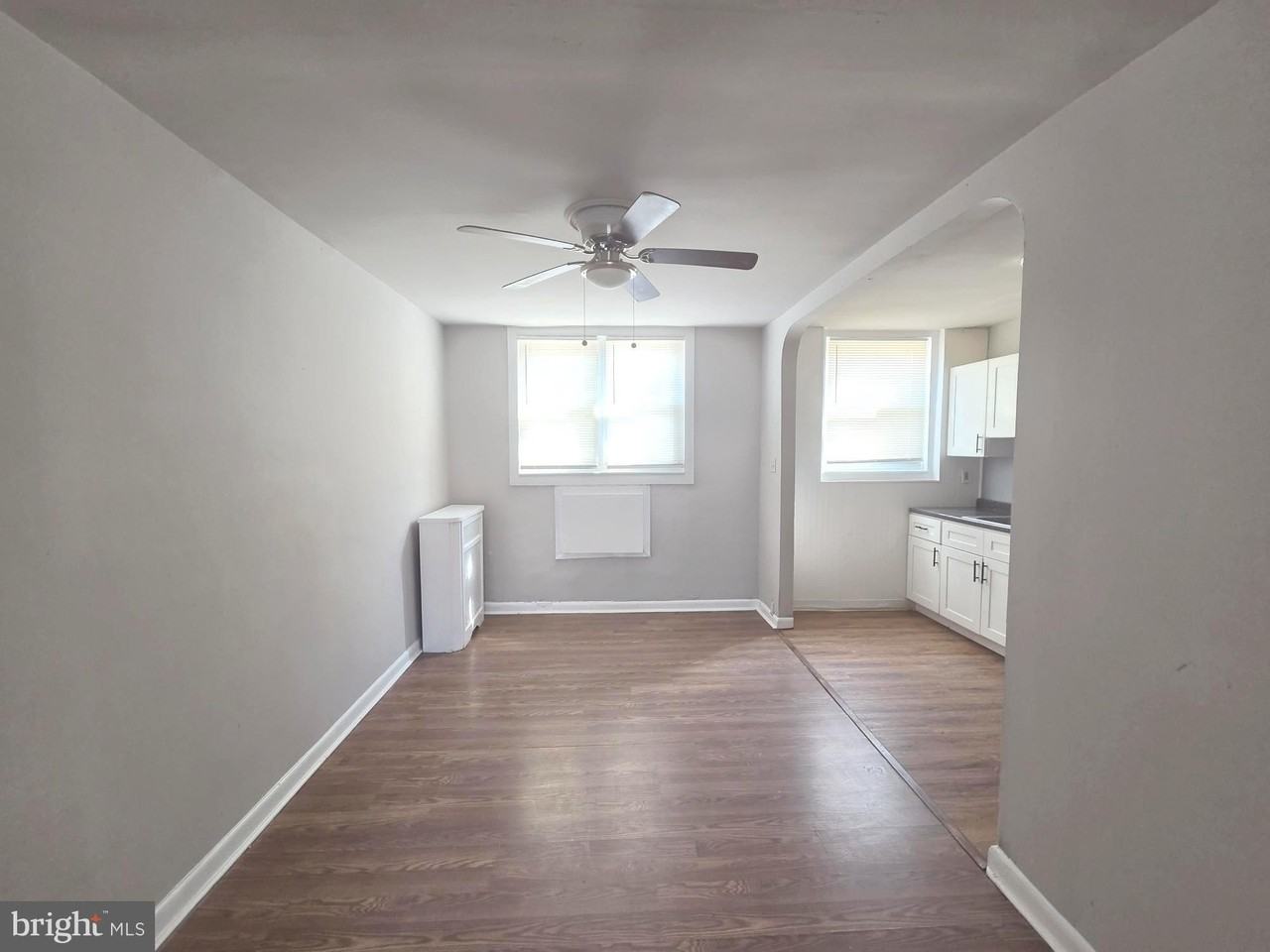 1461 Lardner St - Photo 3 of 19