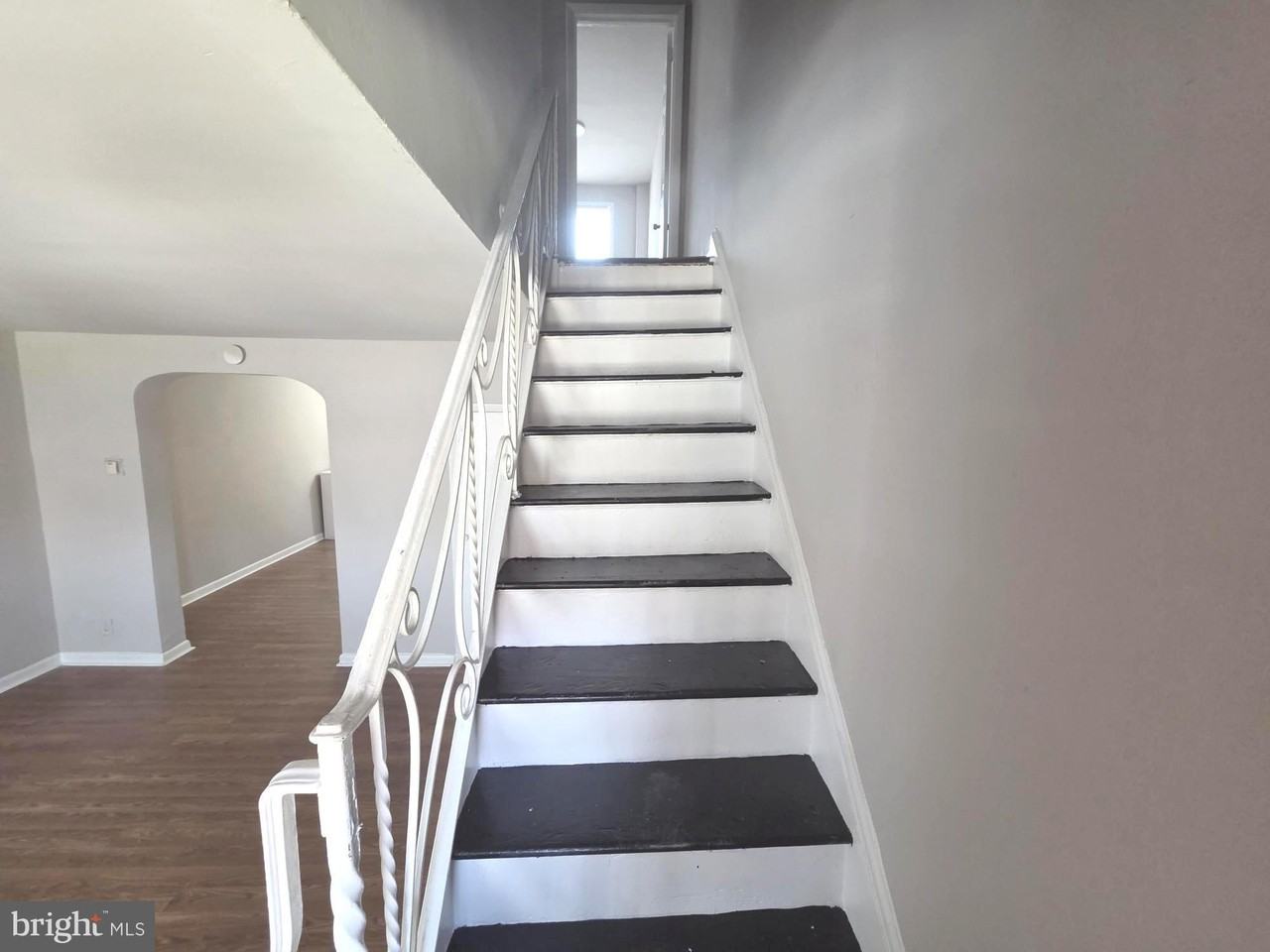 1461 Lardner St - Photo 6 of 19