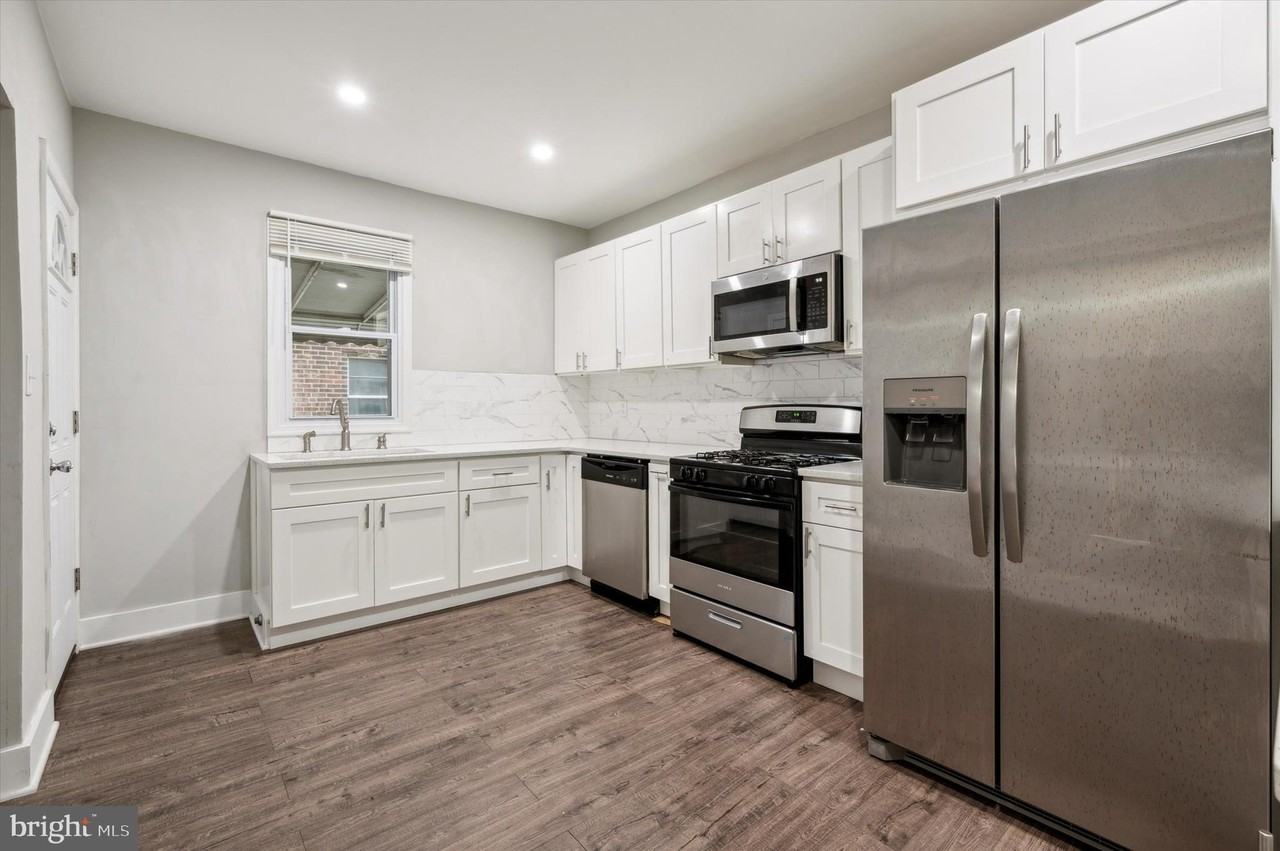 3304 W Allegheny Ave - Photo 3 of 25