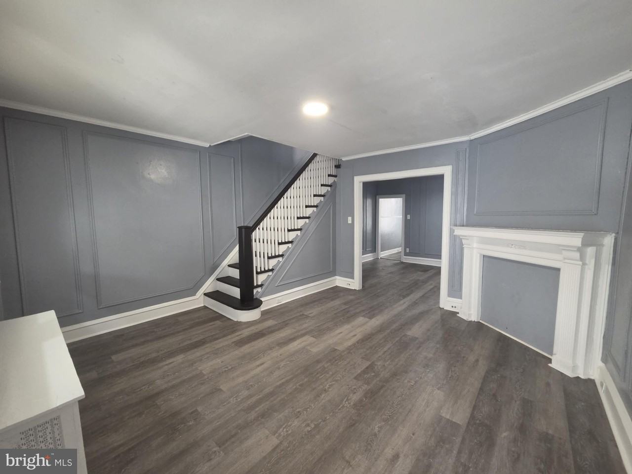 302 W Loudon St - Photo 4 of 24