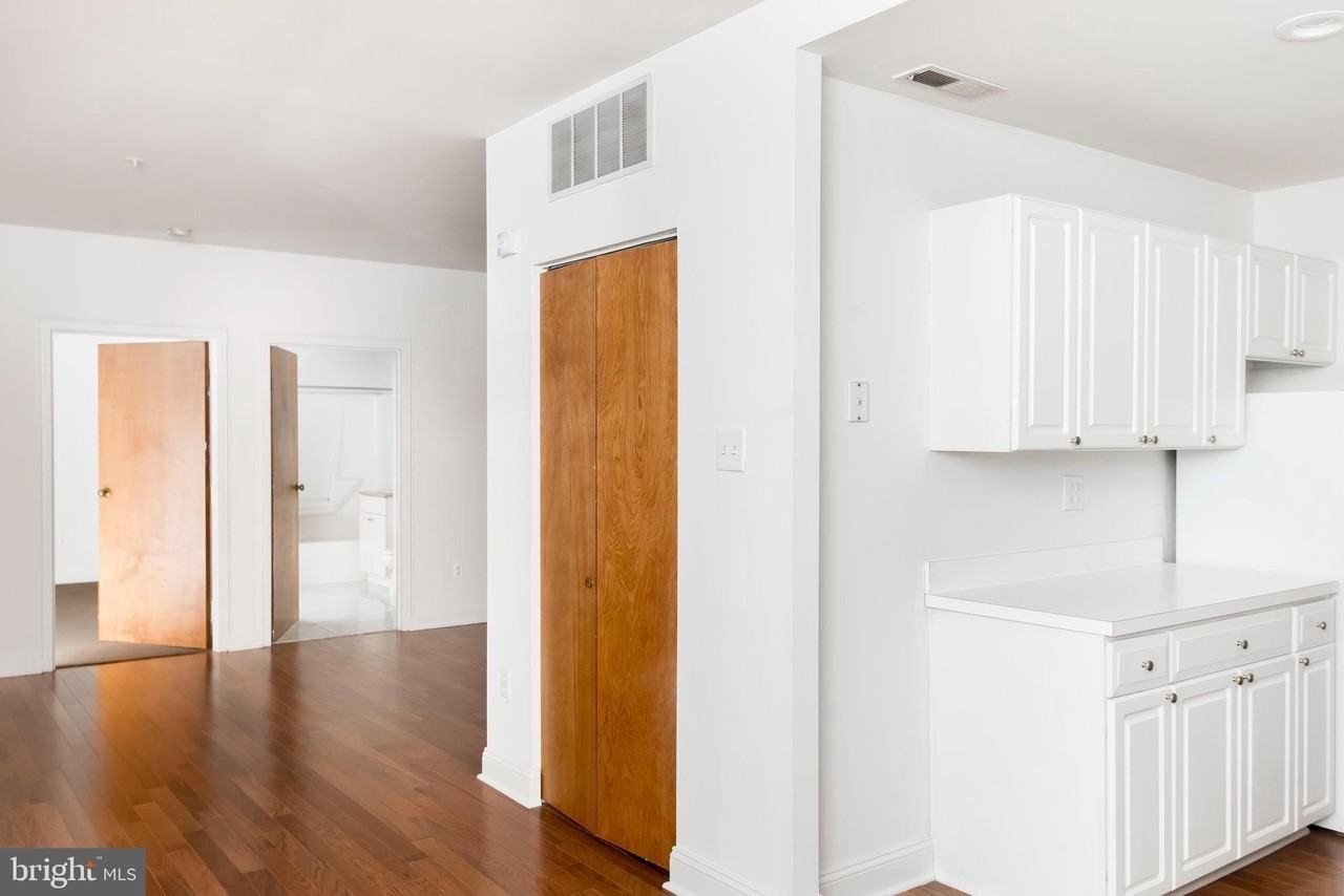 2201 S 16th St #601 - Photo 7 of 19