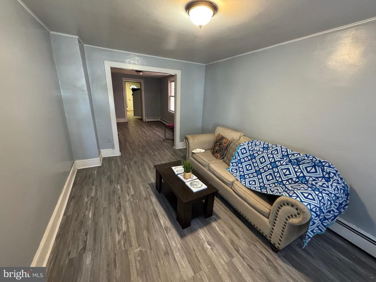 417 Church St - Photo 2 of 8