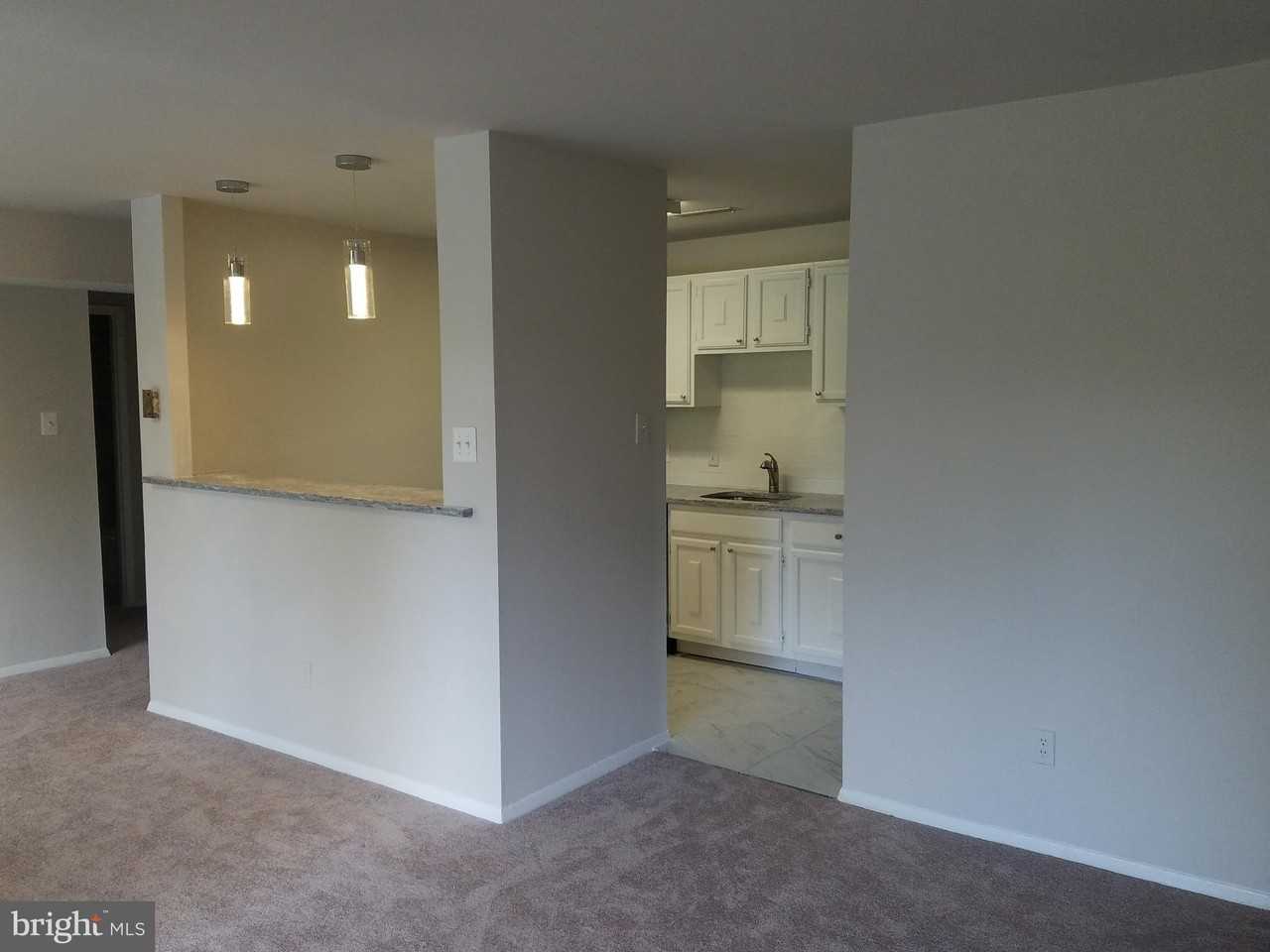 491 N Armistead St #301 - Photo 2 of 17