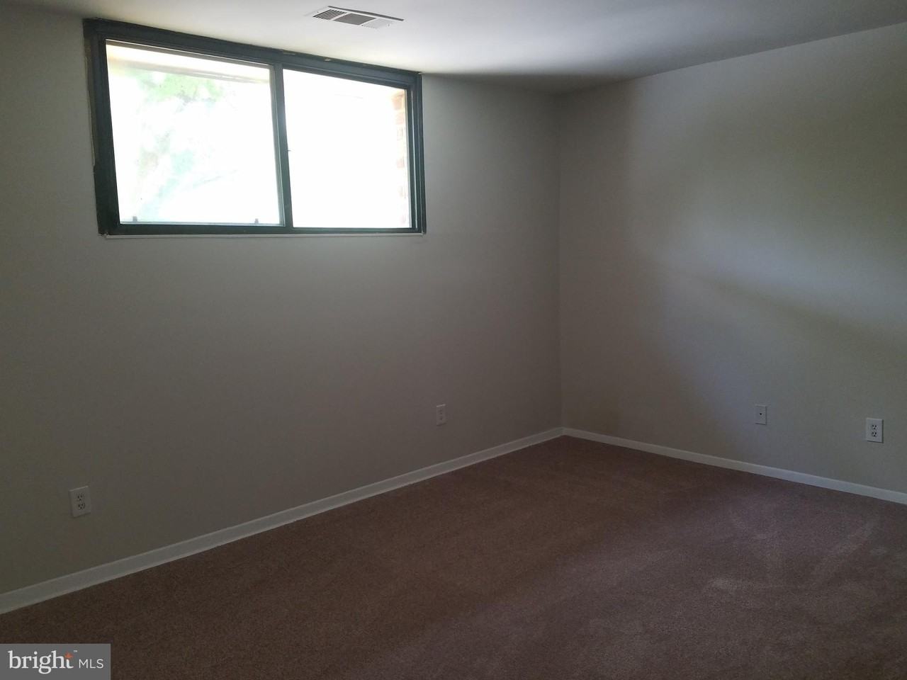 491 N Armistead St #301 - Photo 7 of 17