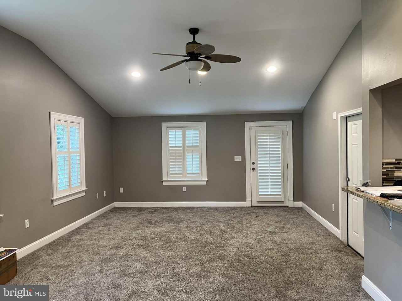 7908 Jansen Ct - Photo 6 of 11