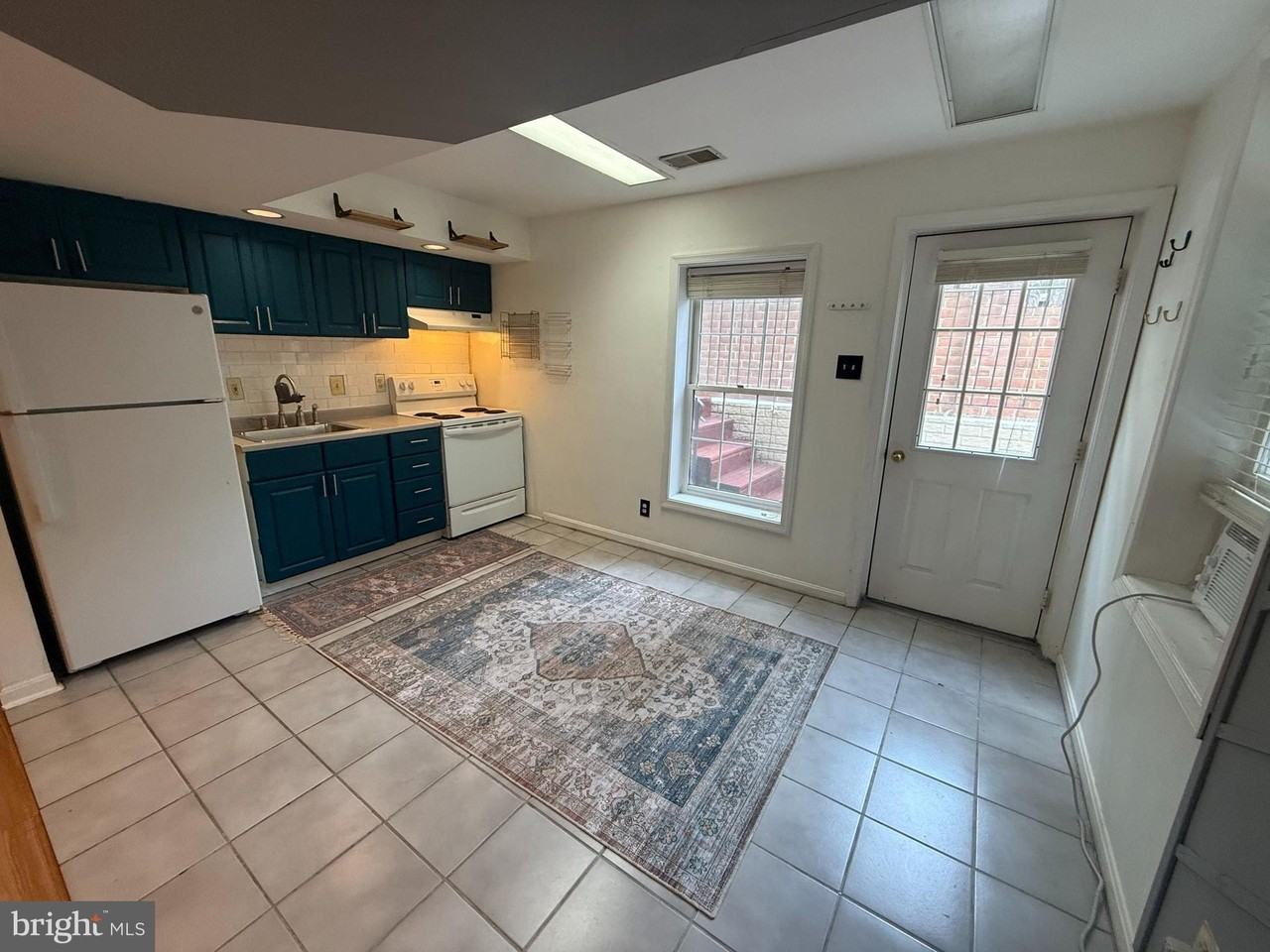 2218 Central Ave #BS - Photo 5 of 17