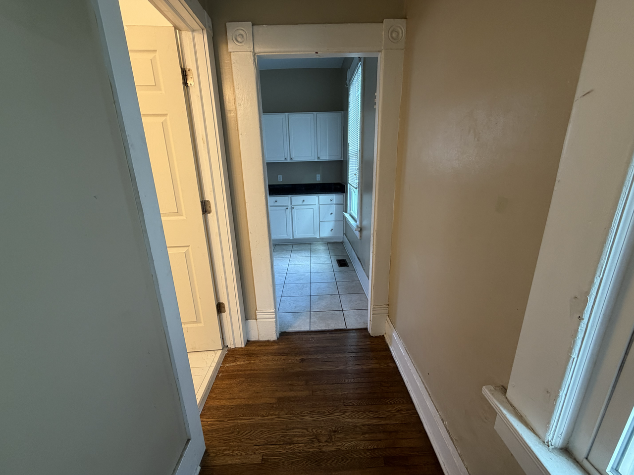 1490 Indianola Ave #1 - Photo 6 of 20