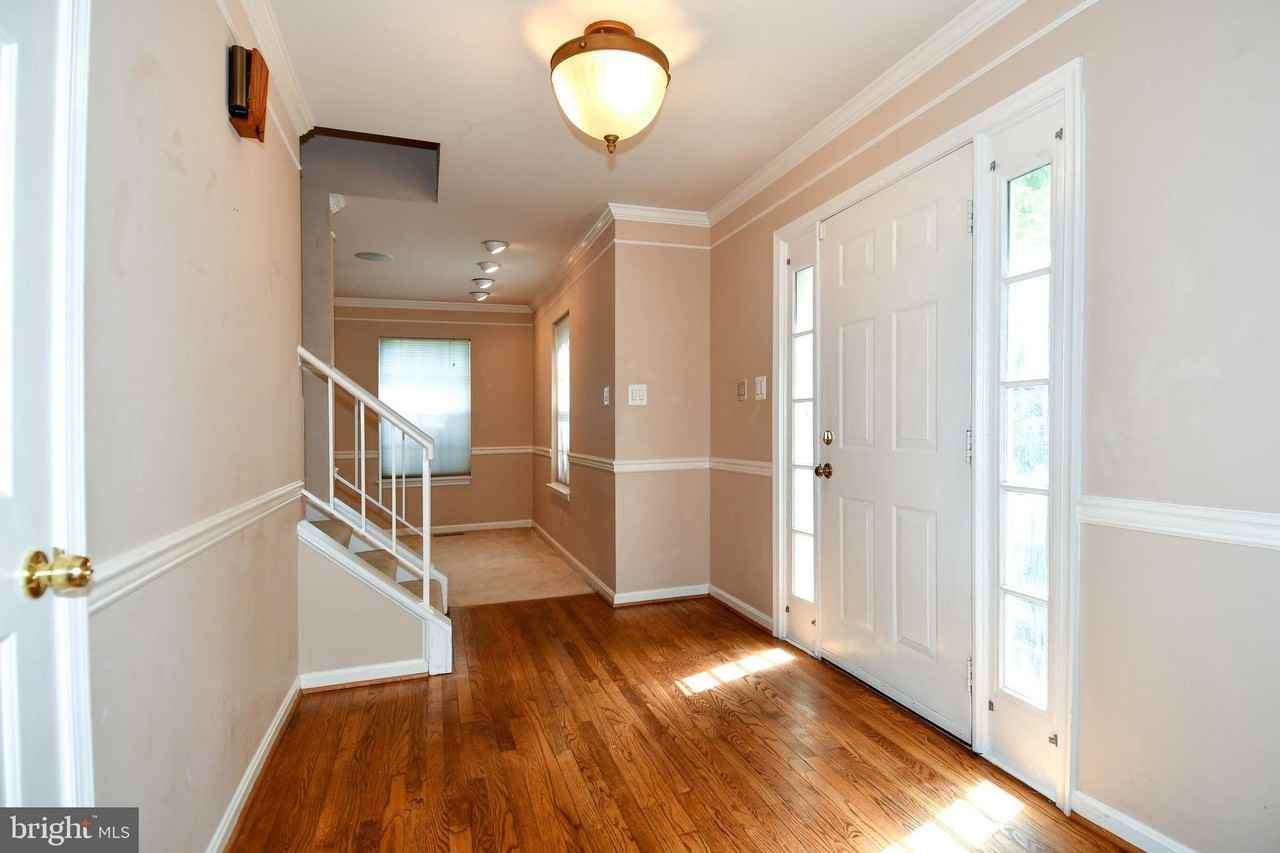 16853 Capon Tree Ln - Photo 5 of 43