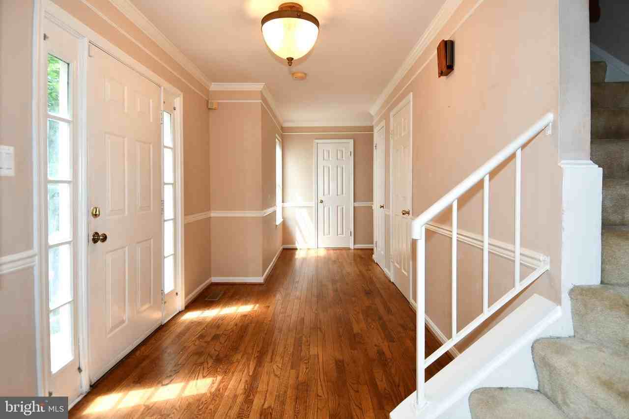 16853 Capon Tree Ln - Photo 6 of 43
