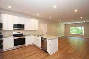 featured image of 841 W Burnham St #1